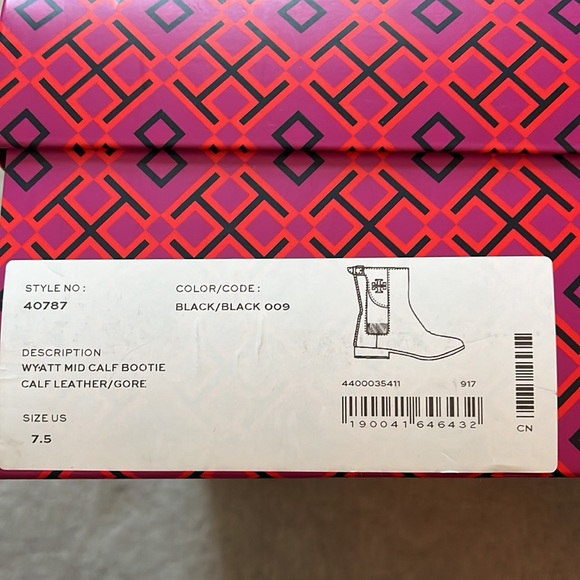 Tory Burch Chelsea booties - Picture 6 of 6